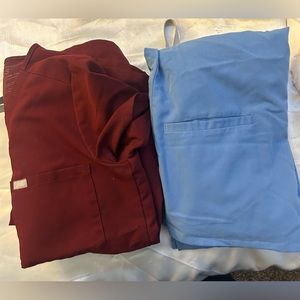 Figs xxs scrubs . 2 sets. Both xxs petite jogger bottoms and xxs tops. $65